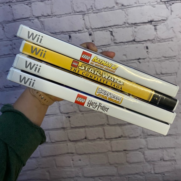 Wii collectors game bundle lot - Picture 5 of 5